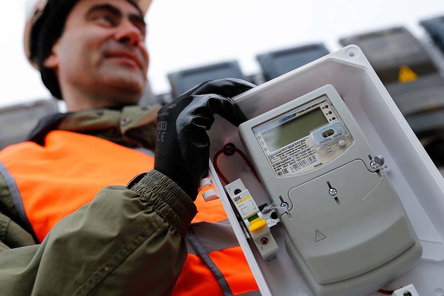 «Россети Юг» в 2025 году установили свыше 19,8 тысячи «умных» счетчиков