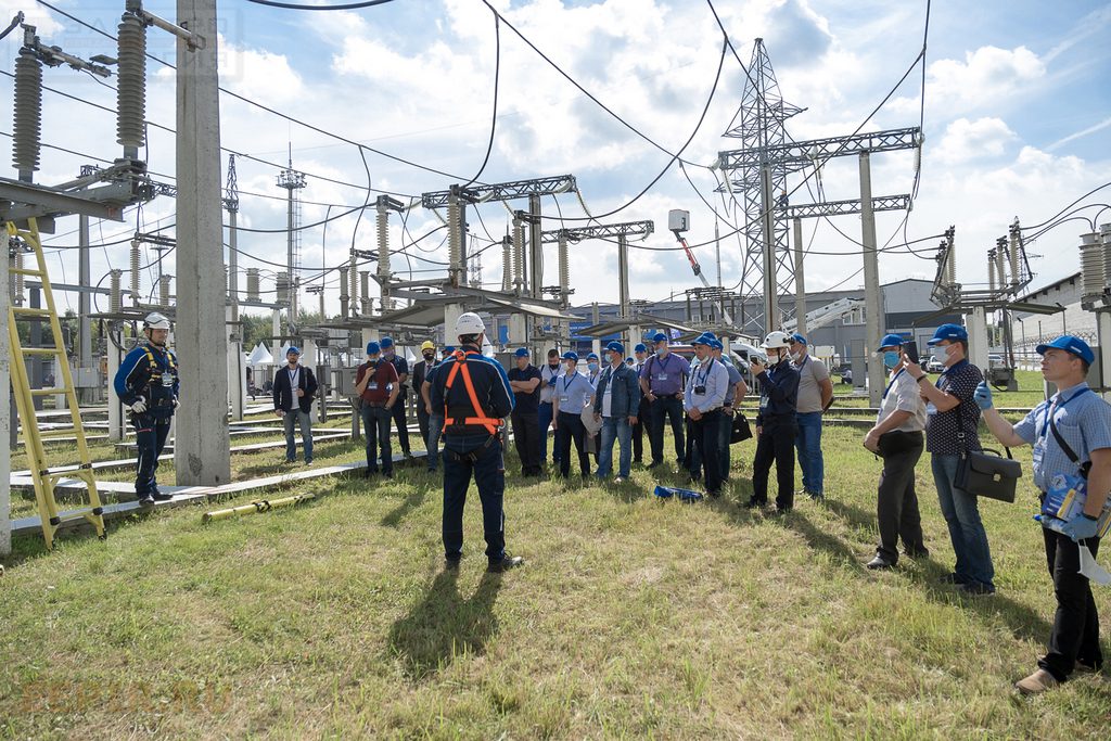 Практика применения электрозащитных средств и средств индивидуальной защиты в распределительных сетях 0,4-20 кВ. 25 – 27 августа 2020 г., Моск. область, г. Балашиха, Полигон ПС 157 «Горенки»
