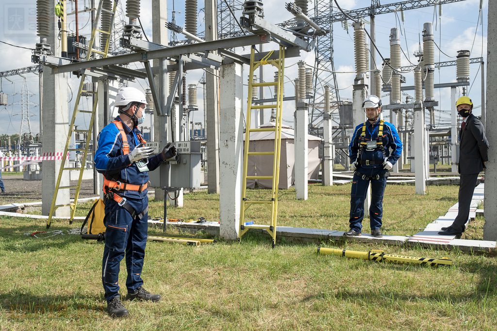 Практика применения электрозащитных средств и средств индивидуальной защиты в распределительных сетях 0,4-20 кВ. 25 – 27 августа 2020 г., Моск. область, г. Балашиха, Полигон ПС 157 «Горенки»
