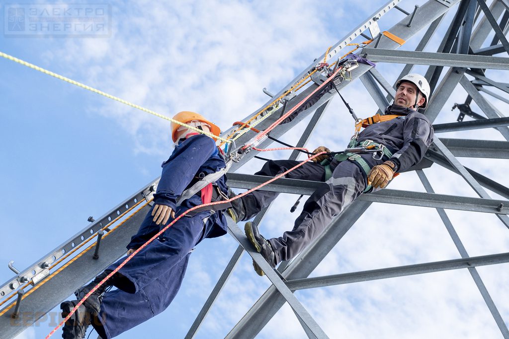 Технологии подъема на опору ЛЭП 110 кВ и спуска пострадавшего с нее. 25 – 27 августа 2020 г., Моск. область, г. Балашиха, Полигон ПС 157 «Горенки».
