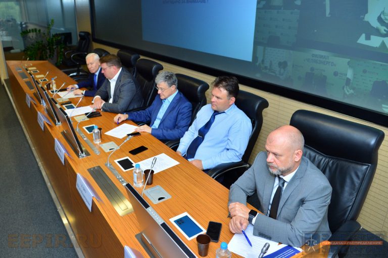 Научно-технический совет ПАО «РОССЕТИ» принял новую единую техническую политику в электросетевом комплексе фото