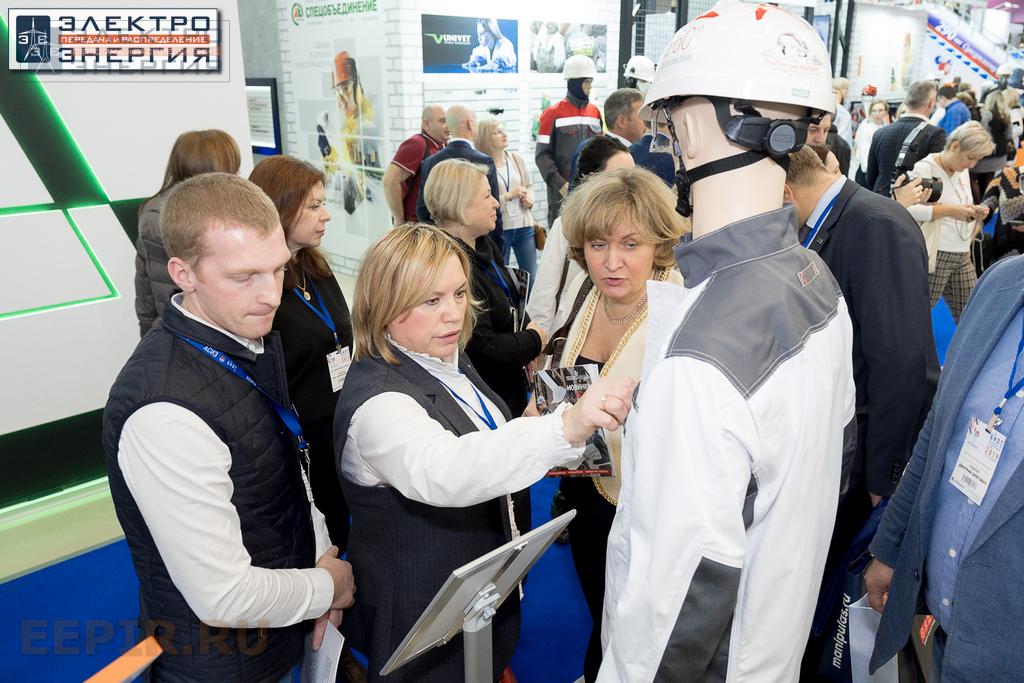 На выставке