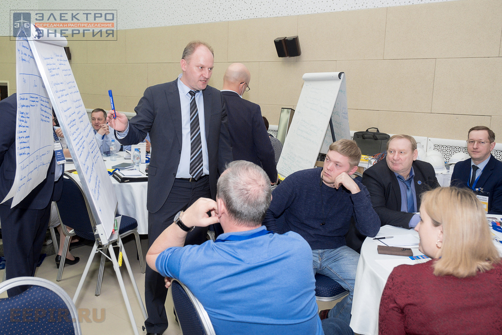 На совещании с руководителями подразделений охраны труда, производственной безопасности ДЗО ПАО «Россети»/филиалов ДЗО (МЭС)/ПО (ПМЭС) «Реализация концепции «нулевого травматизма Vision Zero»