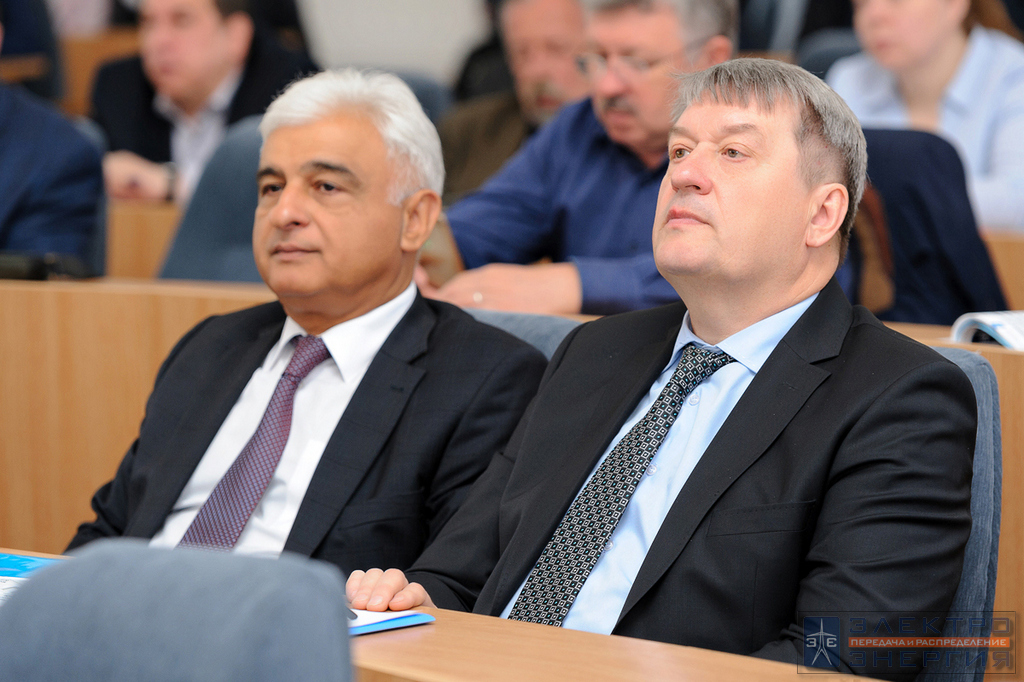 На стратегической сессии “Цифровизация в электросетевом комплексе. Цели и задачи. Подходы и мнения”