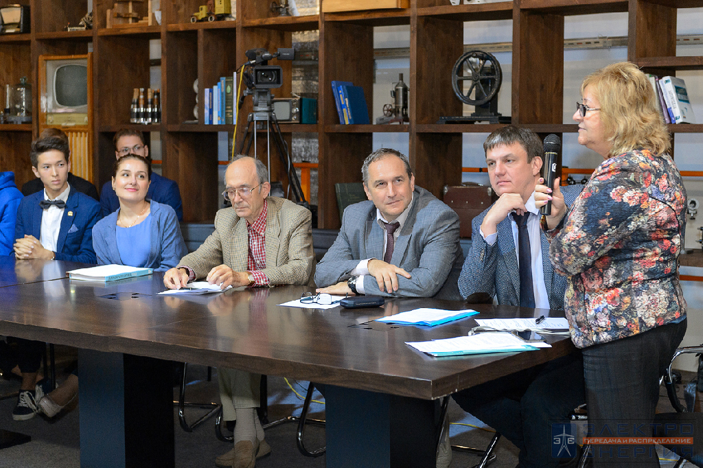 Научно-практический семинар «История энергетики» в рамках совместного проекта Политехнического музея и НИУ «МЭИ», Москва, 21 сентября 2018 года. Генеральный информационный партнер - журнал «ЭЛЕКТРОЭНЕРГИЯ. Передача и распределение»
