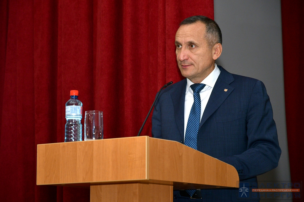 Эдвард Абдуллазянов 
