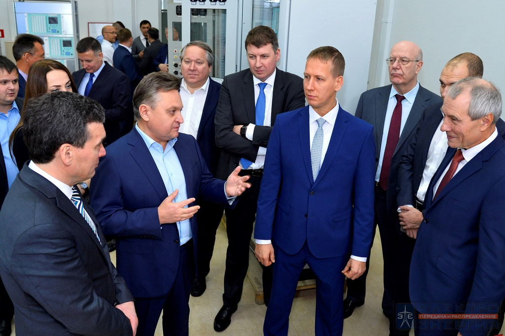 Визит делегации Минэнерго России и представителей энергетических компаний во главе с Заместителем Министра энергетики РФ Андреем Черезовым на производство ООО НПП «ЭКРА»
