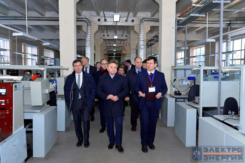 Визит делегации Минэнерго России и представителей энергетических компаний во главе с Заместителем Министра энергетики РФ Андреем Черезовым на производство АО «ЧЭАЗ»
