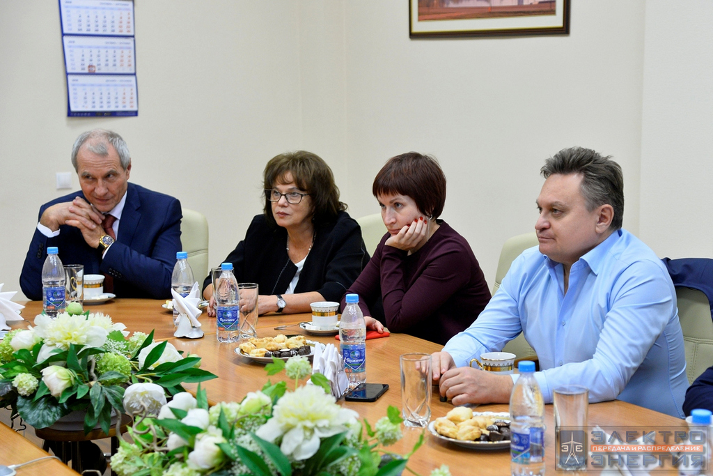 Визит делегации Минэнерго России и представителей энергетических компаний во главе с Заместителем Министра энергетики РФ Андреем Черезовым на производство АО «ЭЛАРА»
