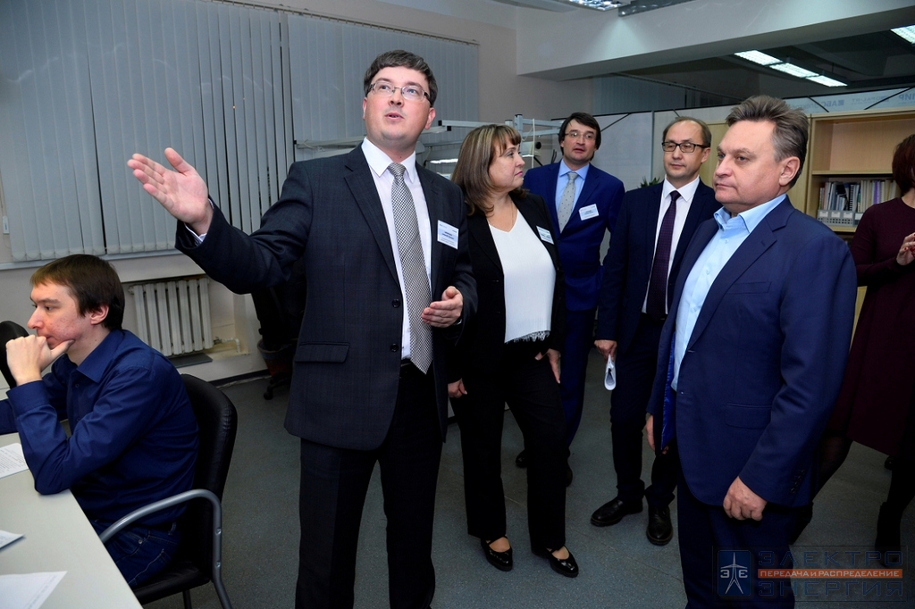 Визит делегации Минэнерго России и представителей энергетических компаний во главе с Заместителем Министра энергетики РФ Андреем Черезовым на производство ОАО «ВНИИР»
