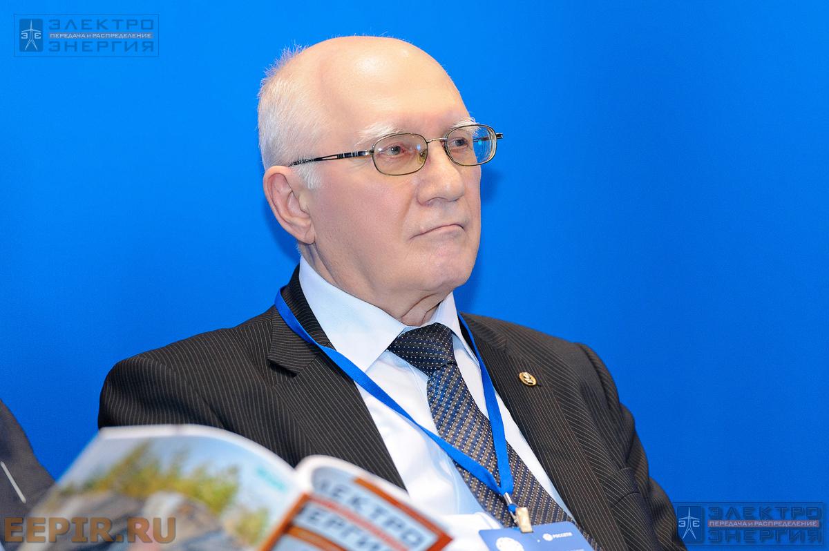 Воропай Н.И., научный руководитель Института систем энергетики им. Л.А. Мелентьева СО РАН, на IX заседании редакционного совета и коллегии журнала «ЭЛЕКТРОЭНЕРГИЯ. Передача и распределение» 5 декабря 2018 года, МФЭС, Москва, ВДНХ